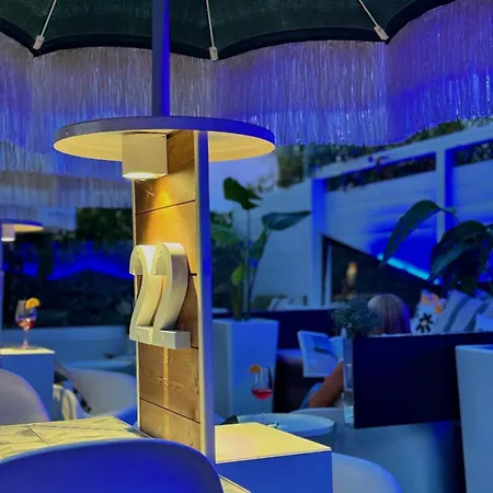 Πανσιόν Le Dune Di Diana 4*