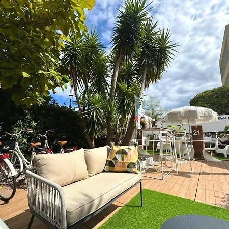 בית הארחה Le Dune Di Diana 4*